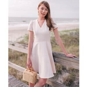 Gal Meets Glam Kate Dress in Cream